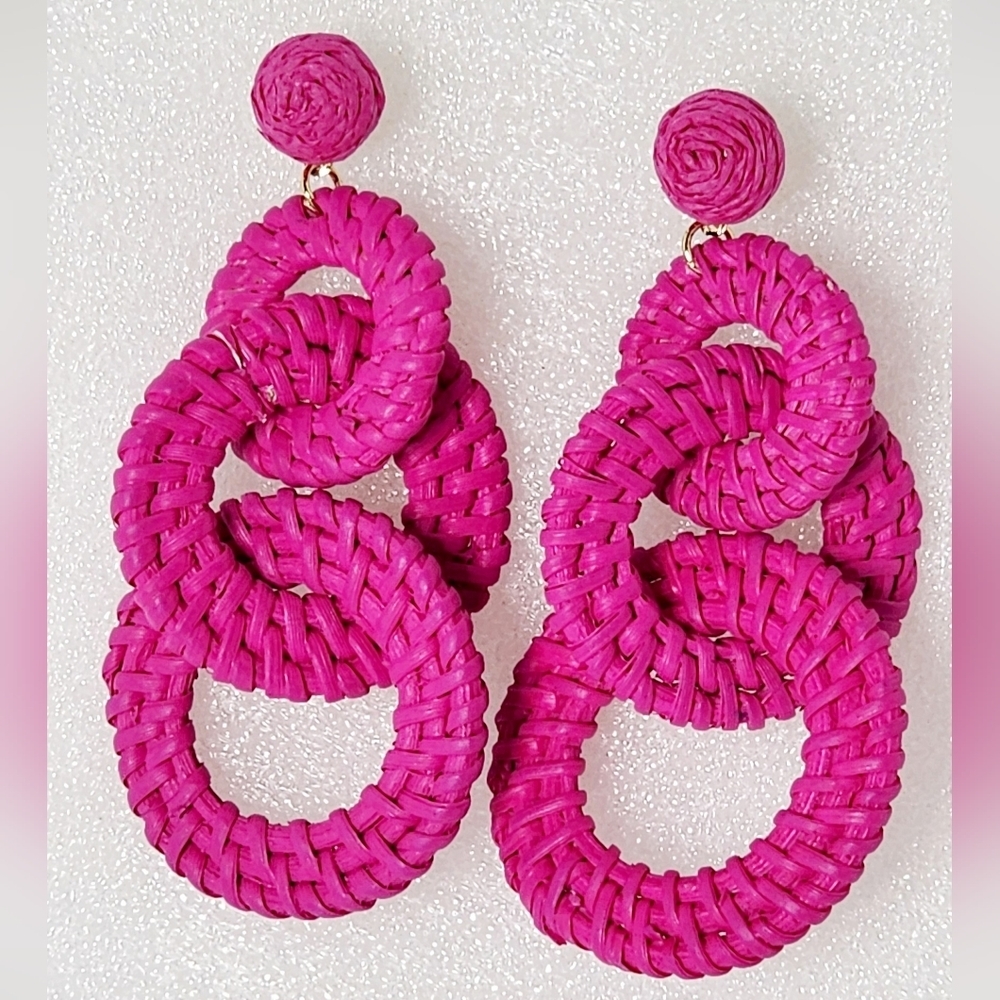 Sun Star Fashion Raffia Circle Link Fuchsia Earrings